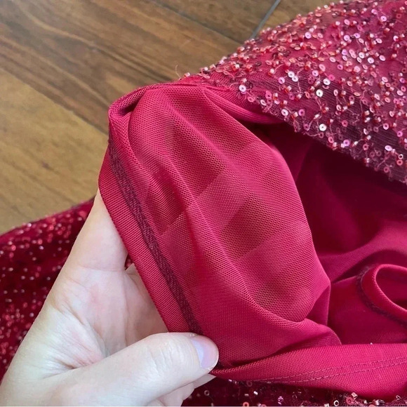 René The Label Rene Atelier Davanti Red Beaded Prom Gown Long Sleeveless Sparkle - Picture 8 of 12